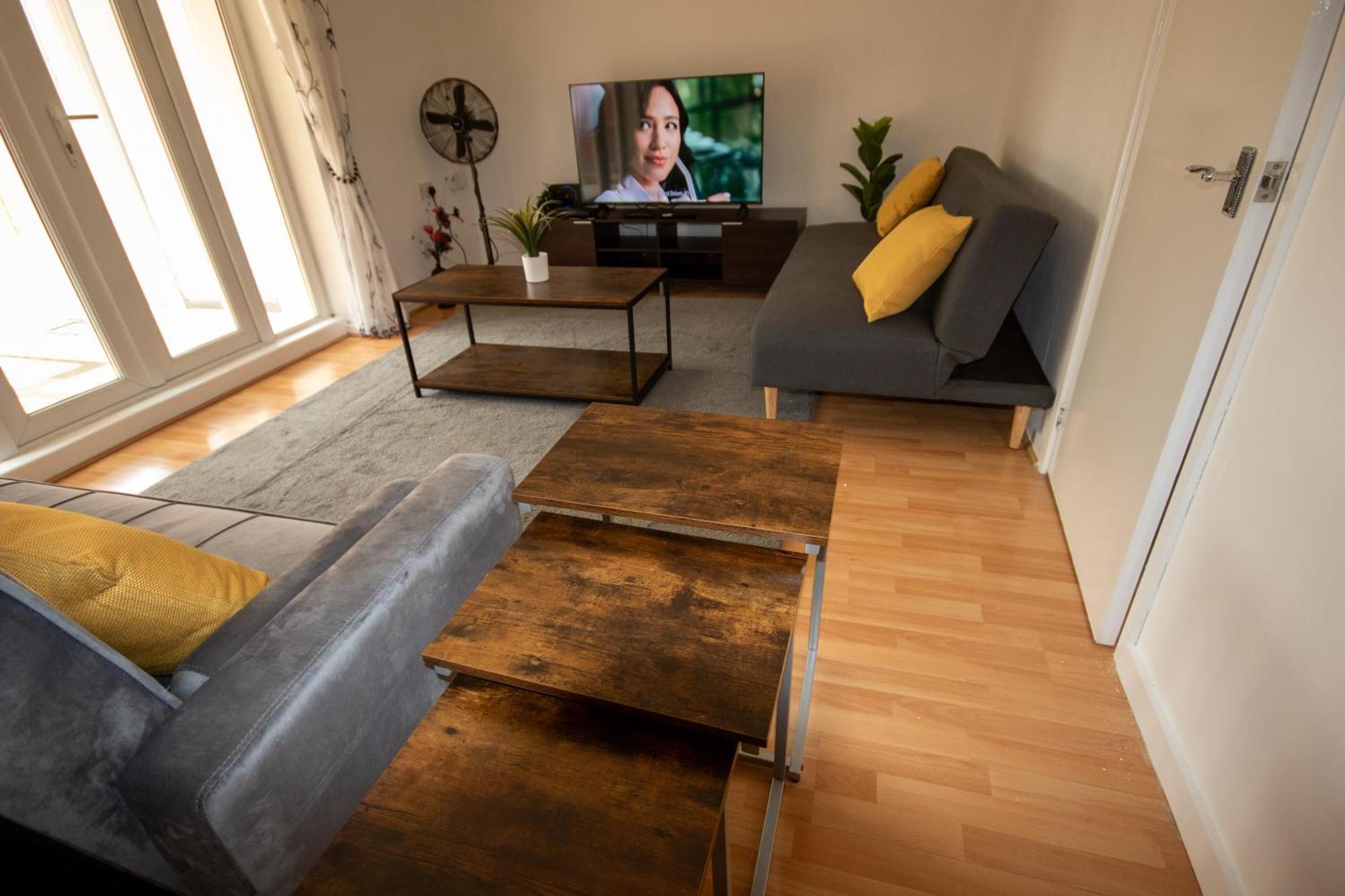 10min To Oxford - 3 Bedrooms - Sleeps 7 - Pets Ok